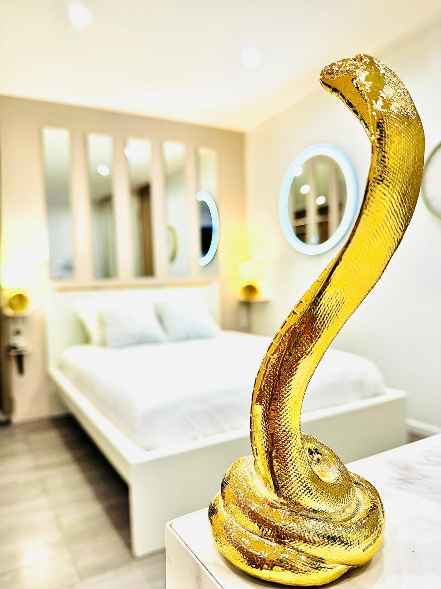 Worldroom Chambre Privee Avec Espace Commun Perpignan Buitenkant foto